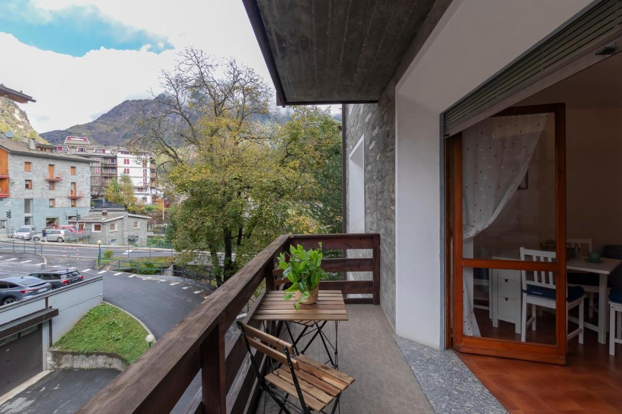 Ihost Flat - Valmalenco Centro Apartment Chiesa in Valmalenco Luaran gambar